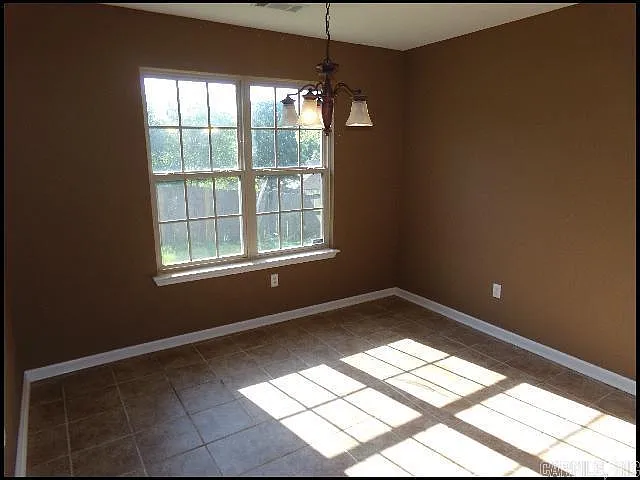 13498 Alexis Dr — Photo 9