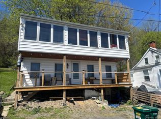 29 Oakes Rd, Lloyd, NY 12528