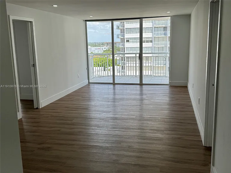 18031 Biscayne Blvd #1402 — Photo 8