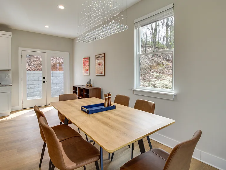406 Dempsey Ln — Photo 14