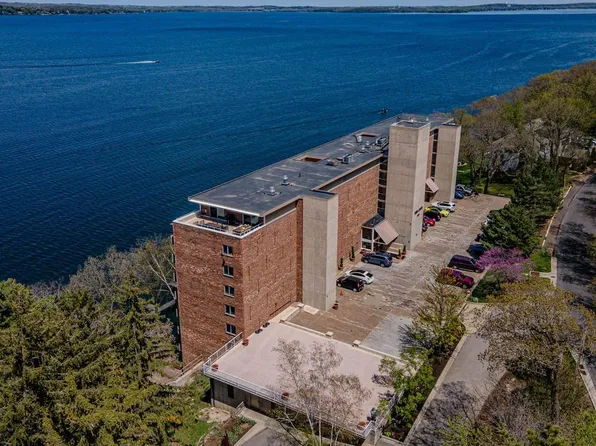 3100 Lake Mendota Drive #504, Madison, WI 53705
