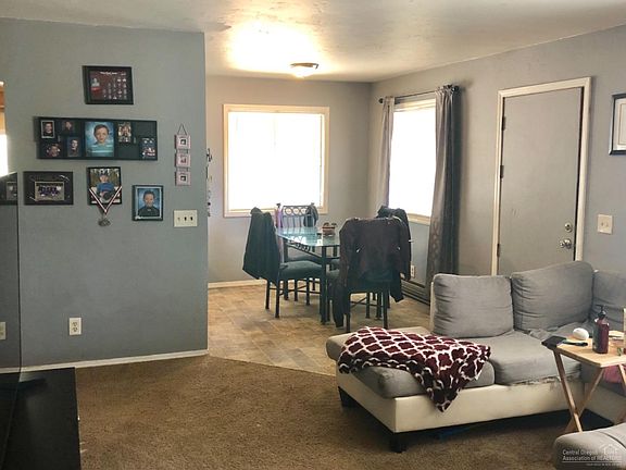5th image of 16100 Elkhorn Ln