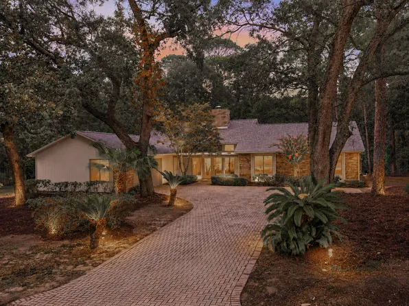 1307 Windward Cir, Niceville, FL 32578