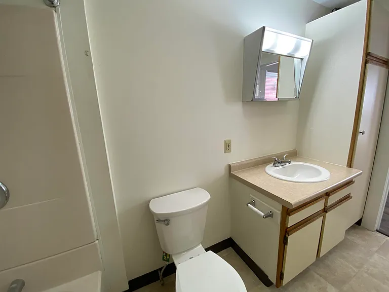 133 2nd St #2S — Photo 41