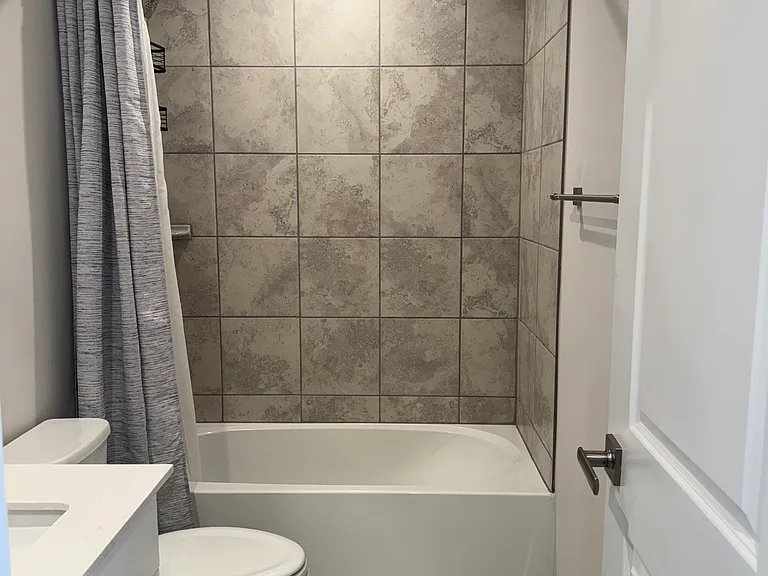 940 Broad River Ln — Photo 5