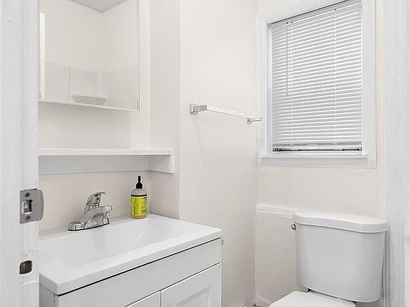 3rd image of 106 Harry St APT 1