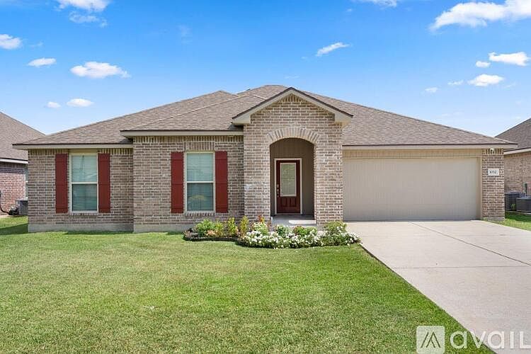 1st image of 1032 Berryvine Ln