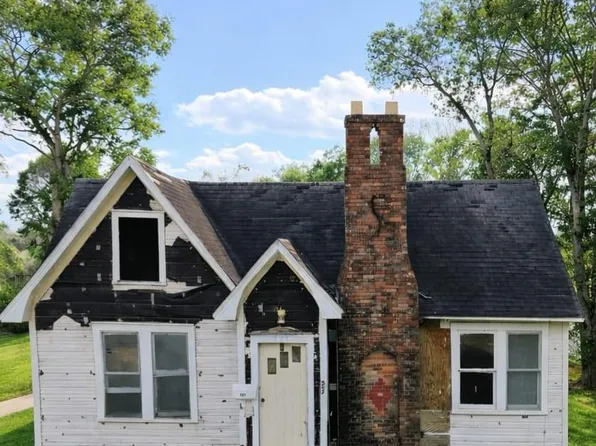 507 Merchant St, El Campo, TX 77437