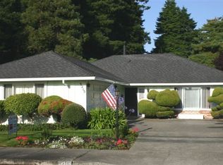 3215 W St, Eureka, CA 95503