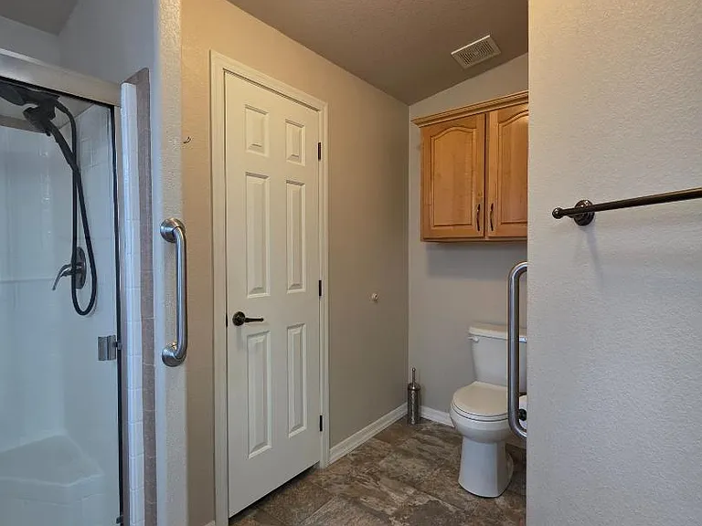 Unit Photo