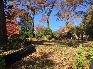 3226 Oak Grove Cir, Raleigh, NC 27607