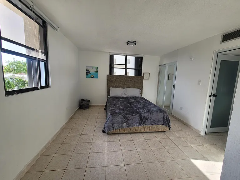 2310 Calle Laurel #1F — Photo 25