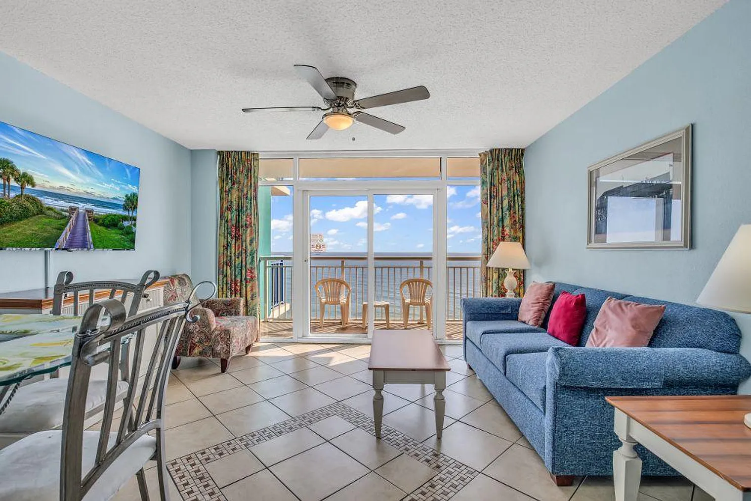 2 bed, 2.0 bath, 990 sqft, $4,523 — Photo 1