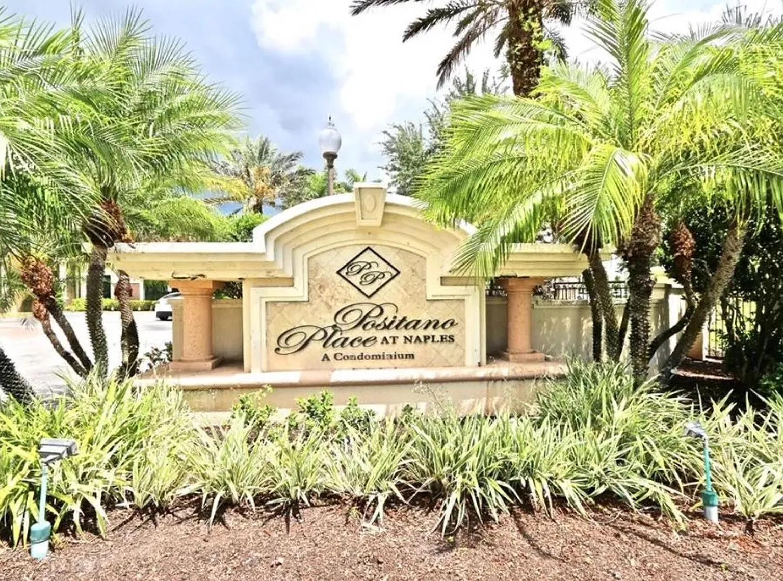 12980 Positano Cir — Photo 2