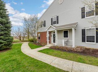 279 Springbrook Trl S #279, Oswego, IL 60543