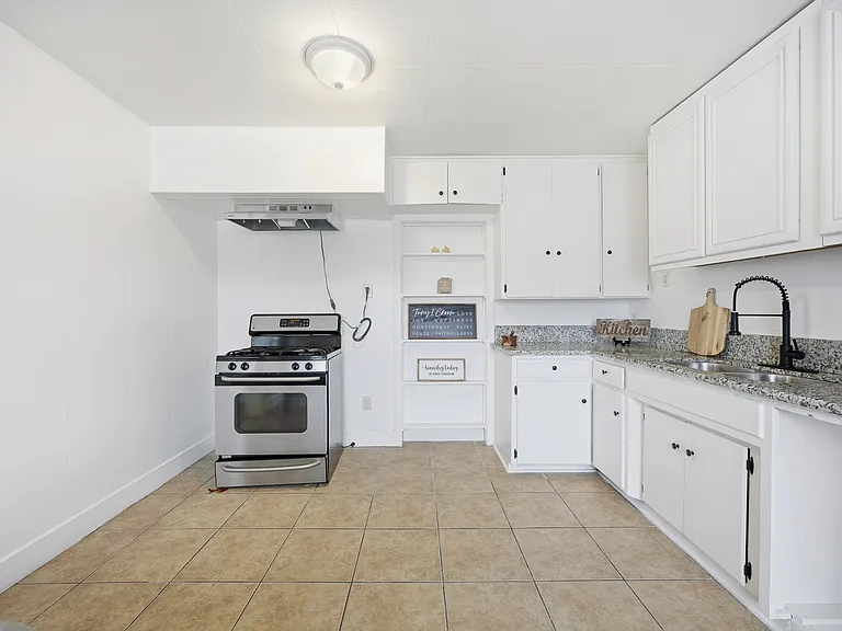 728 Lincoln St #A — Photo 22