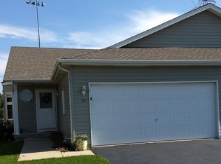 55 S Juniper Dr, North Aurora, IL 60542