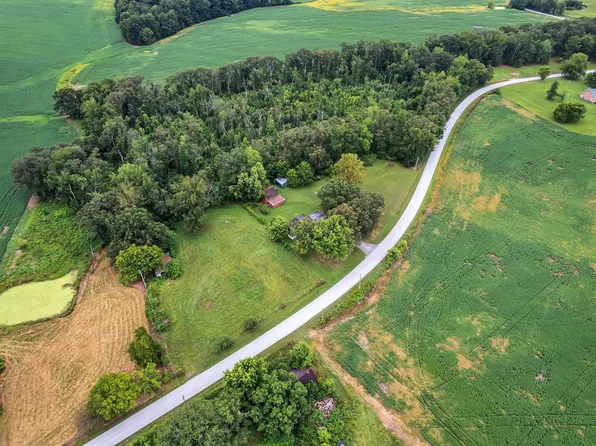 1459 Pete Sain Rd, Manchester, TN 37355