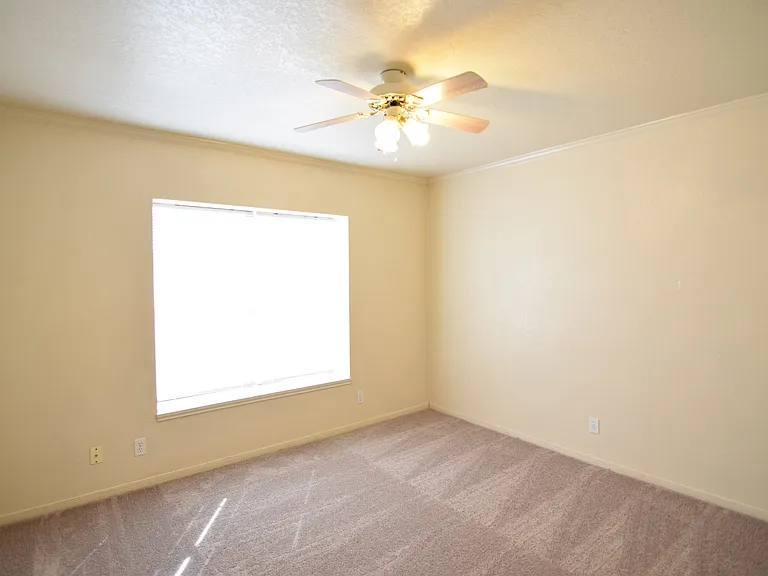 4201 Carolyn Dr — Photo 20