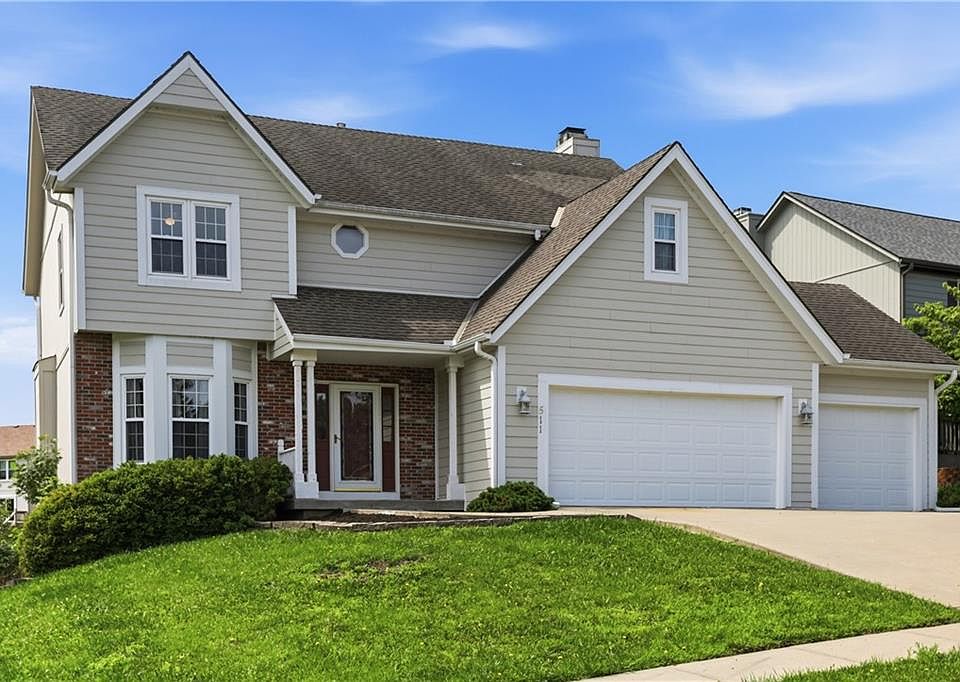 1st image of 511 NE 95th Ct