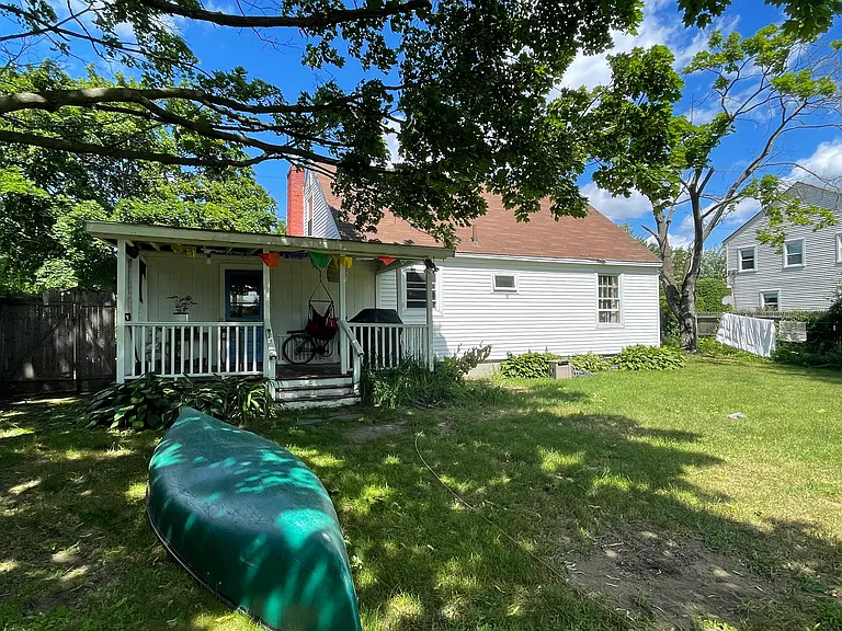 49 Western Ave — Photo 13