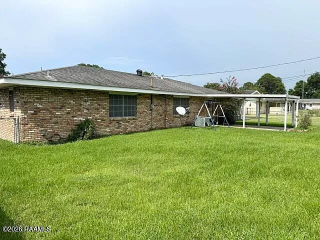 948 Mary Ave — Photo 2