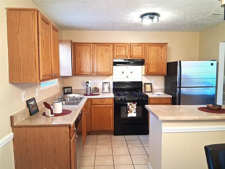 6543 Alford Way — Photo 17