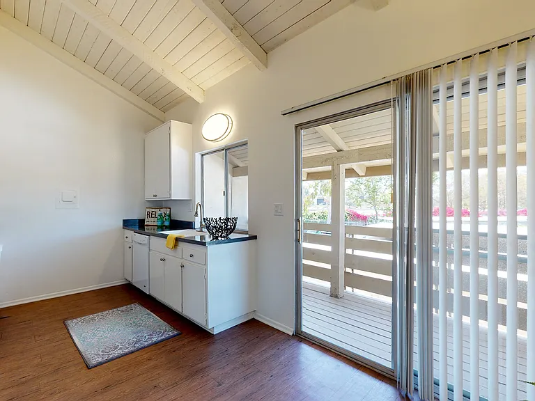 Newport Village Apartments | Costa Mesa, CA | Breakfast Nook