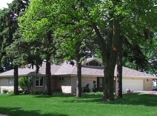 1600 Shoreway Rd, Storm Lake, IA 50588