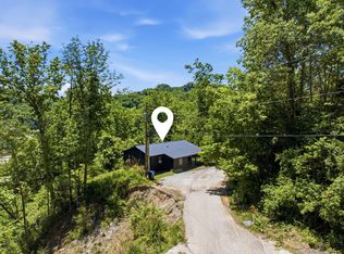 240 Robbie Ridge Rd, Stanton, KY 40380