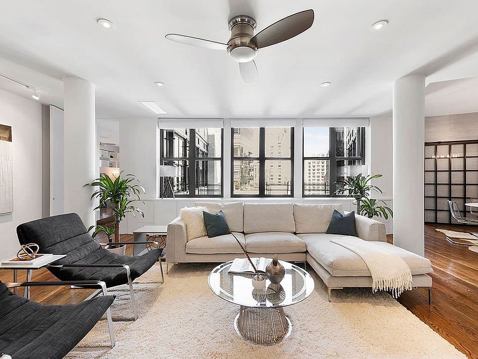 1st image of 260 W Broadway Unit 8C