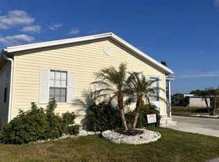 783 Frenchmans Creek Rd, North Fort Myers, FL 33917