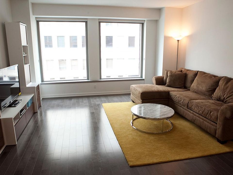 Living room (Staging and white painting wall used to be)
