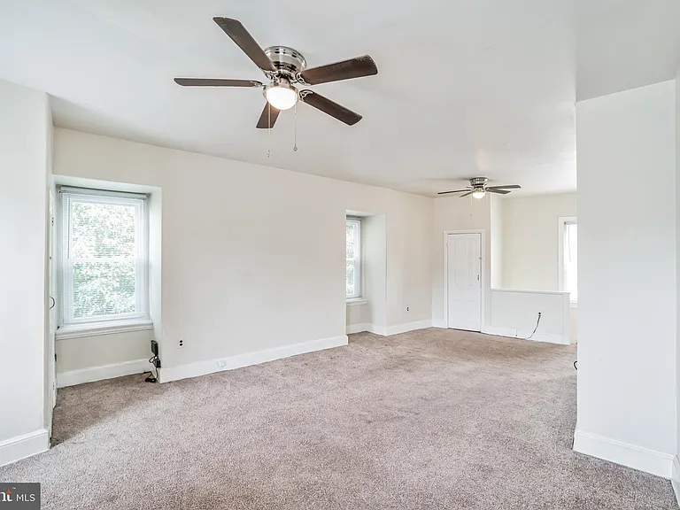 4373 Cresson St #3 — Photo 8
