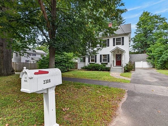 2nd image of 2306 Wilbraham Rd