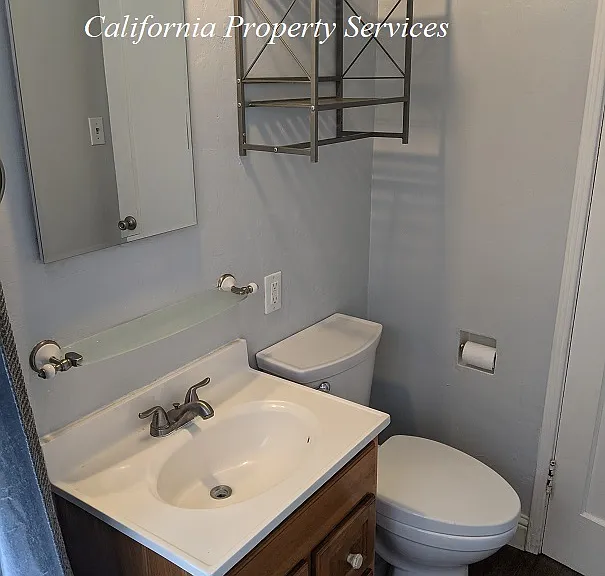 245 Santa Fe Ave #245 — Photo 9