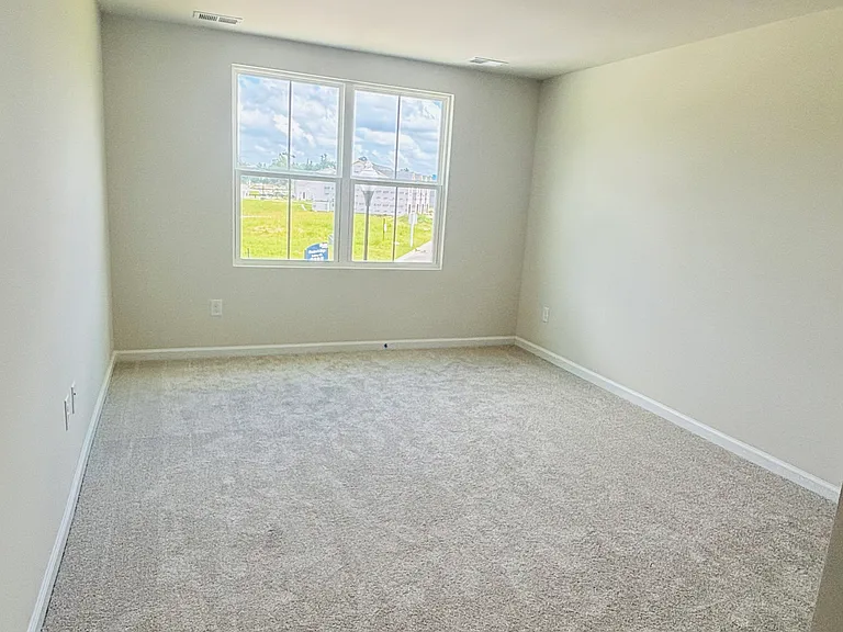 367 Myrtle Meadows Dr — Photo 3