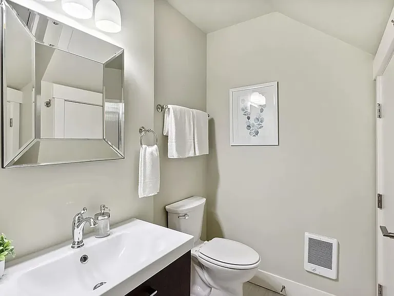 6239 N Curtis Ave — Photo 5