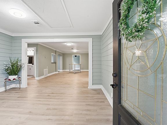 5th image of 4622 Hill Side Ln