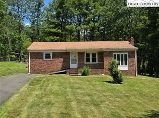 401 W 4th St, West Jefferson, NC 28694