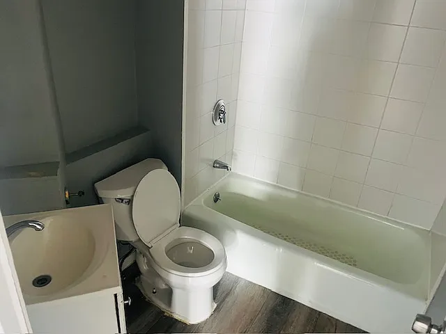 32 Newcomb Pl #2 — Photo 3