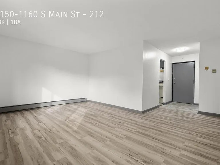 1150-1160 S Main St #212 — Photo 16