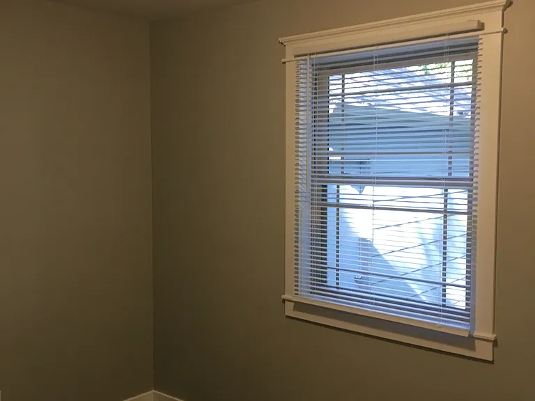 1219 E 36th Ct — Photo 21
