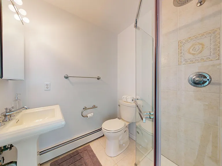 750 Dune Rd — Photo 33