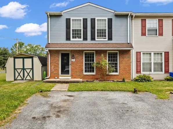 101 Maplewood Ln, Maytown, PA 17550