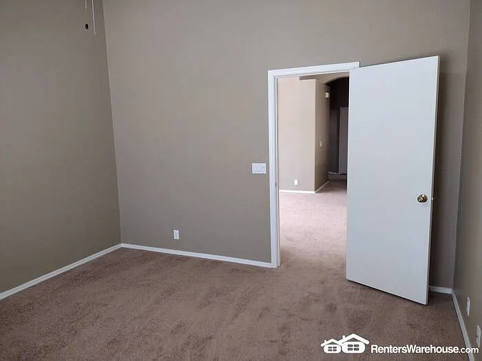 10721 E Emerald Ave — Photo 13