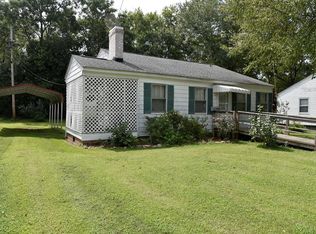 104 Calhoun St, Abbeville, SC 29620