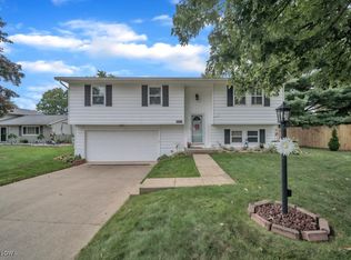 1689 Devonshire Dr, Brunswick, OH