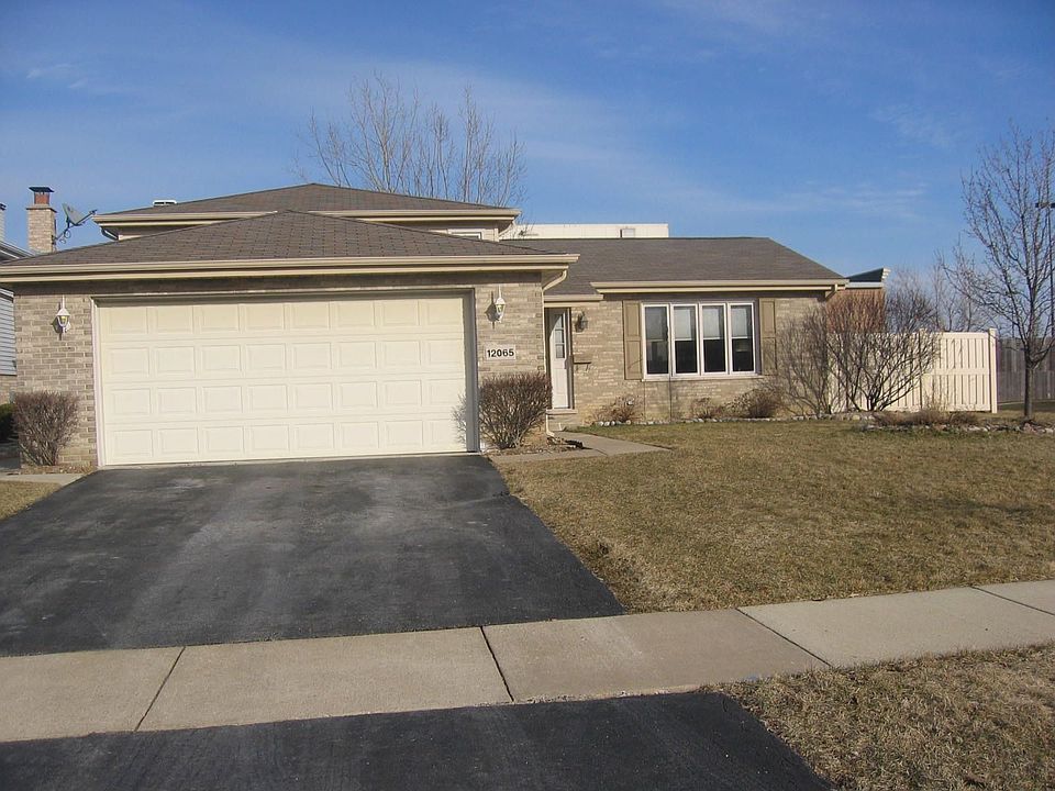 1st image of 12065 Van Beveren Dr