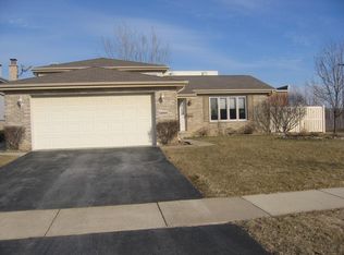 12065 Van Beveren Dr, Alsip, IL 60803